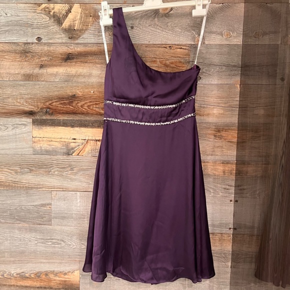 SUE WONG Off-one-Shoulder Purple Cocktail Dress w/Bling, Sz 6 - Picture 9 of 13